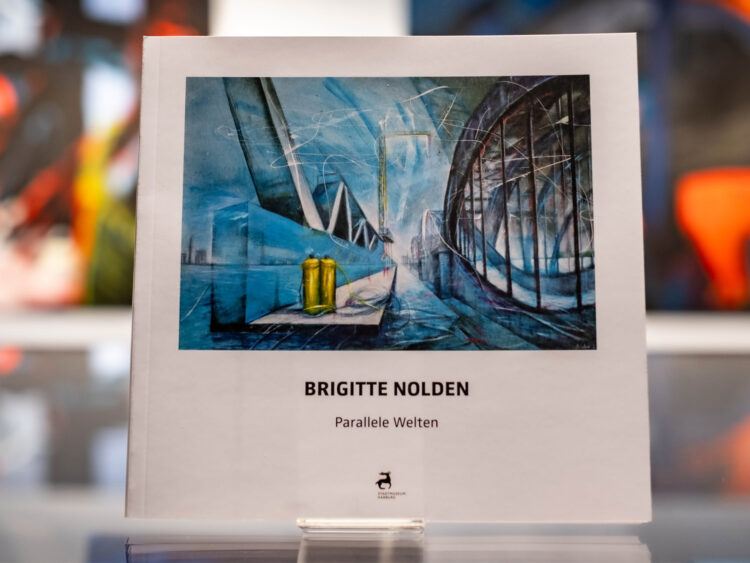 Der Katalog zur Ausstellung Brigitte Nolden Parallele Welten