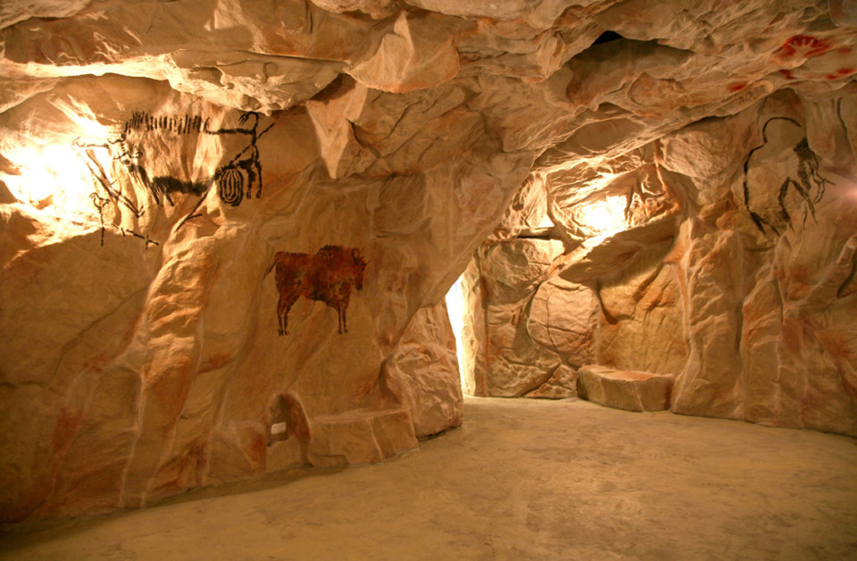 Höhle im Archäologischen Museum Hamburg