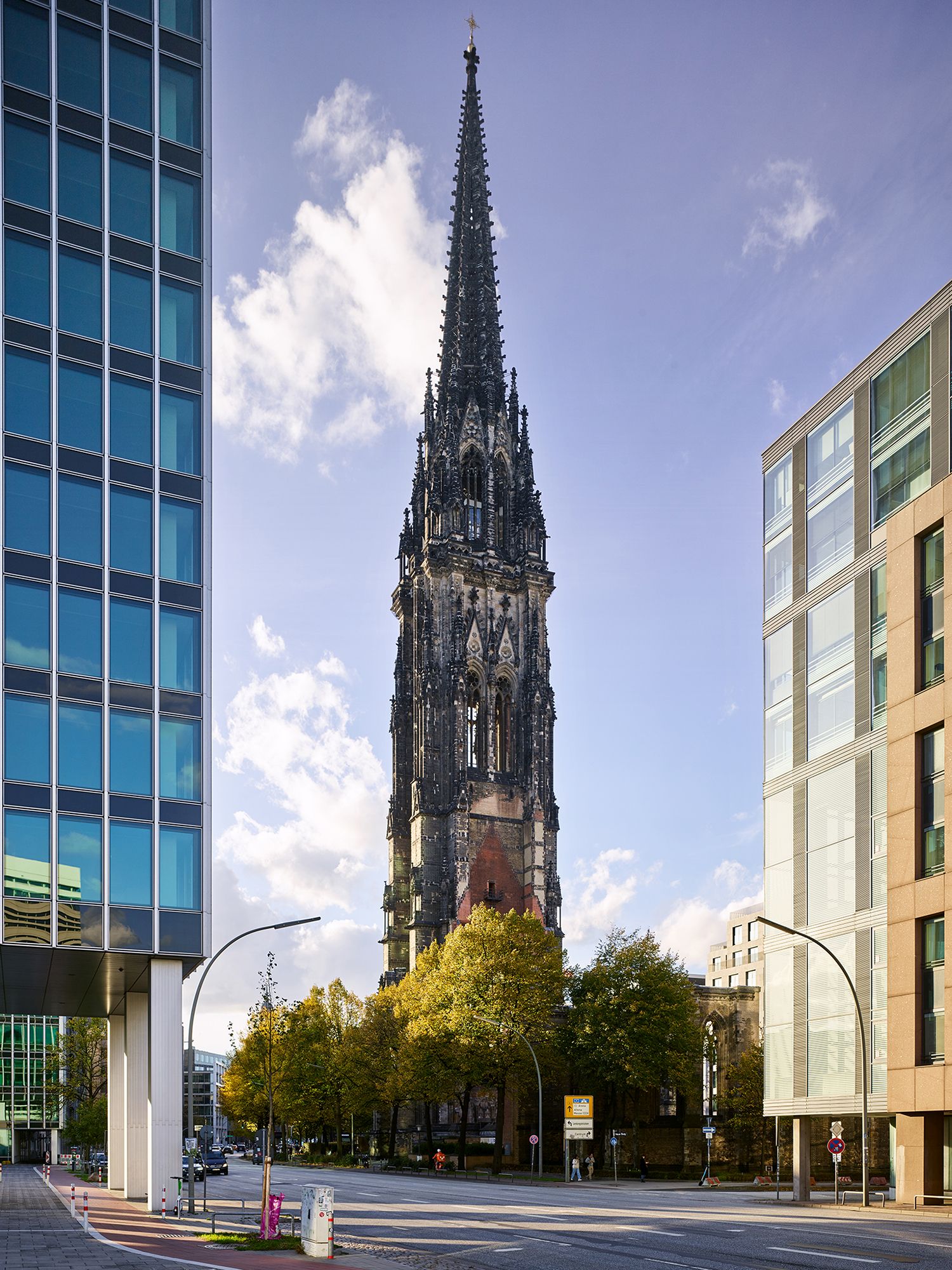Turm des Mahnmals St. Nikolai
